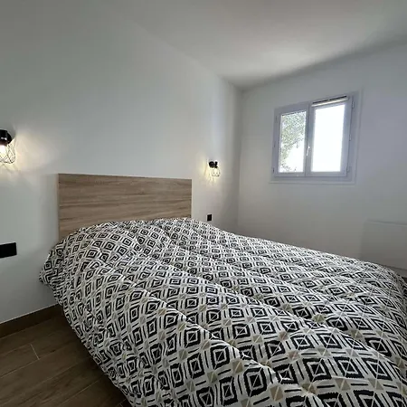 Is110-304 Appt 2 Pièces Vue 5 Couchages Avec Piscine Et Parking Appartement